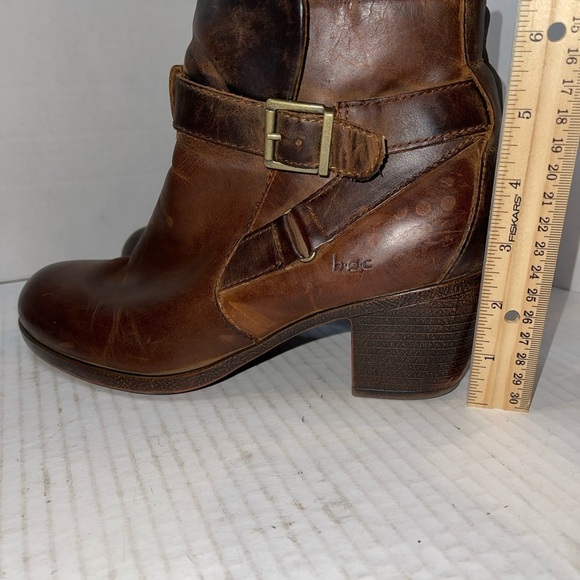 BOC Women's Booties Size 8M Brown Leather Ankle Boots Side Zip Buckle Strap - Picture 9 of 14